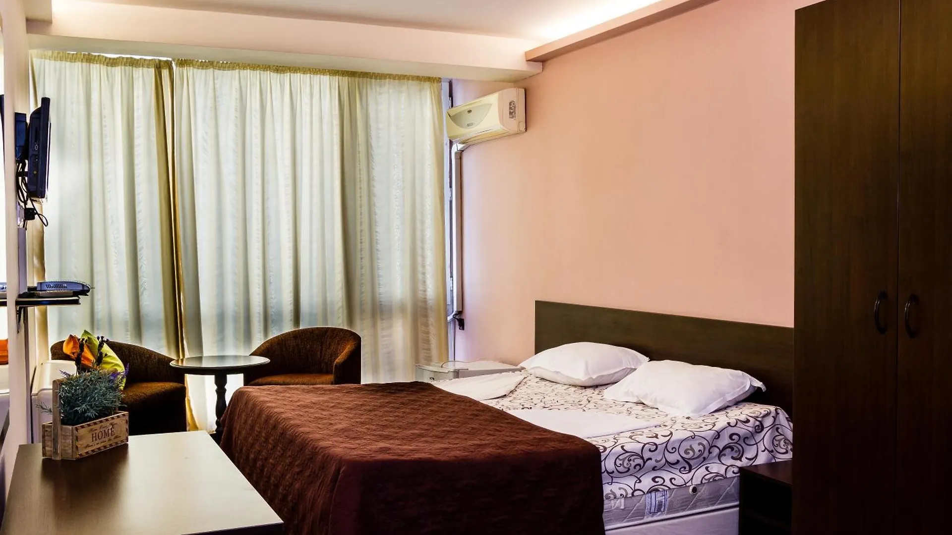 Sezoni South Burgas Hotel Guest house