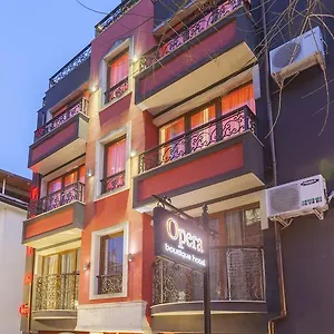Hotel семеен опера