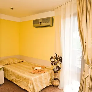 Guest house & Fotinov